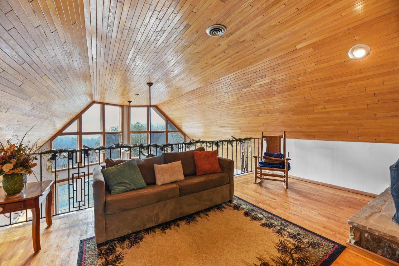 Smokystays Private Pool Chalet Gatlinburg Extérieur photo